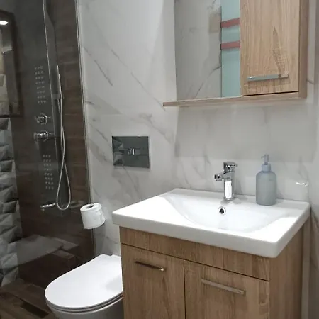 Aparthotel Pyrgiou