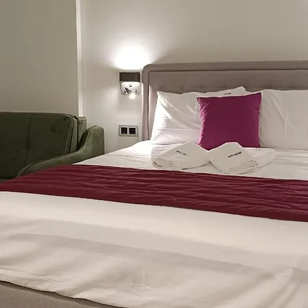 Pyrgiou Aparthotel