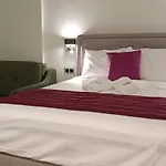 Pyrgiou Aparthotel